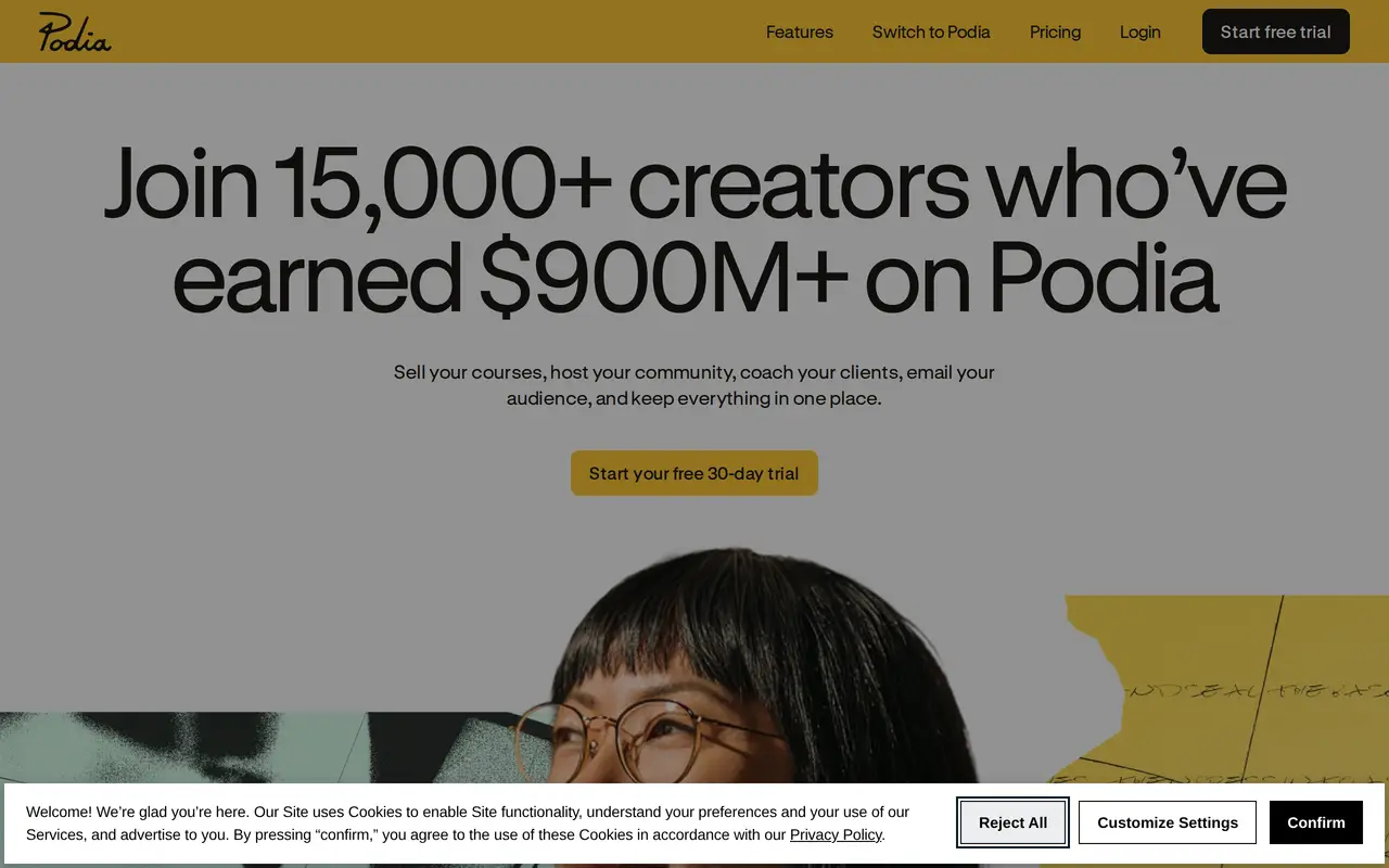 The Podia homepage